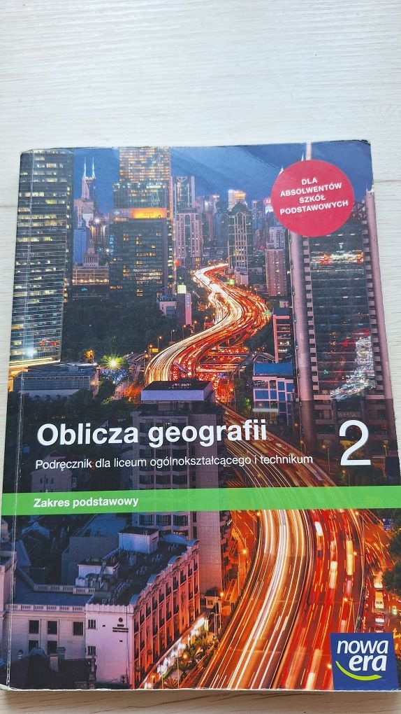 Oblicza geografii 2 - podręcznik i karty pracy