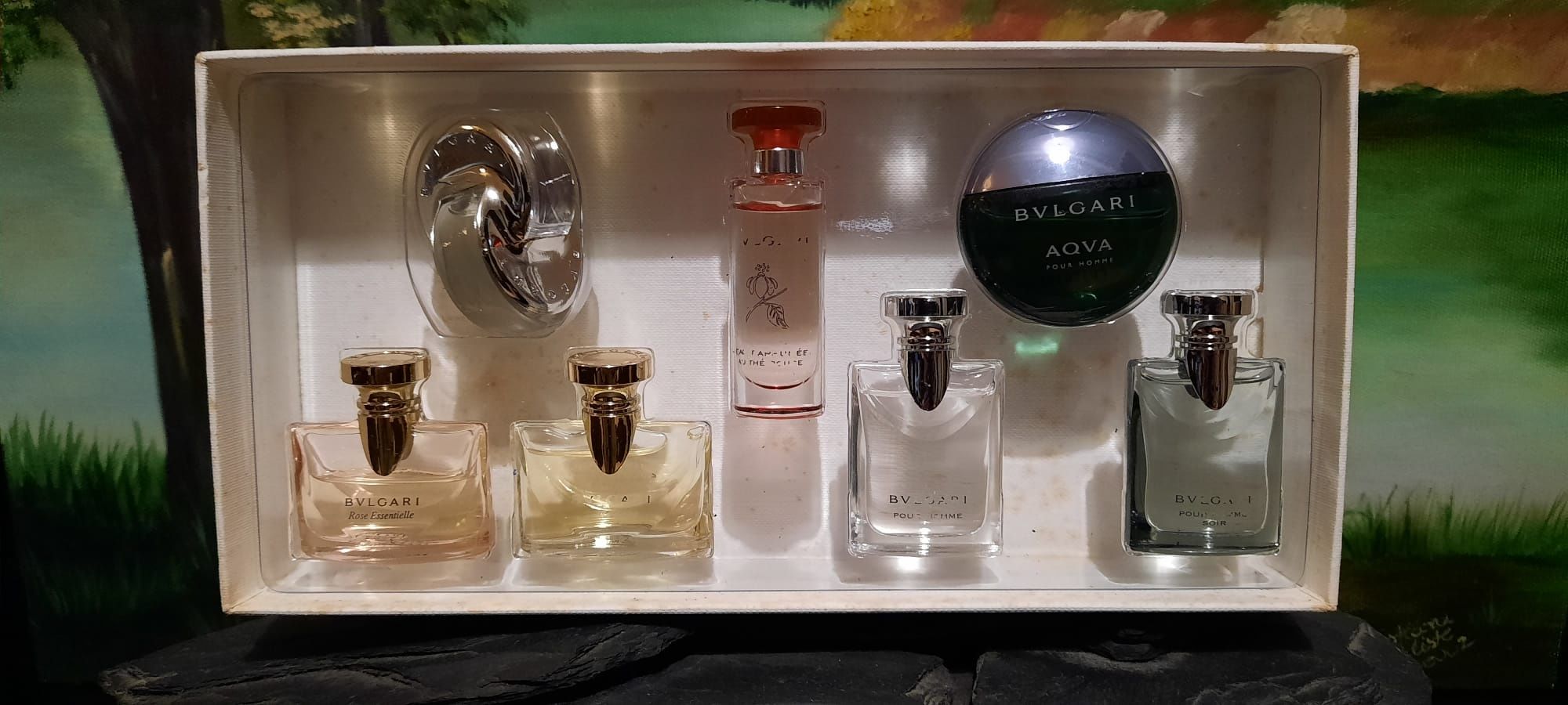 Coffret com sete perfumes miniatura originais