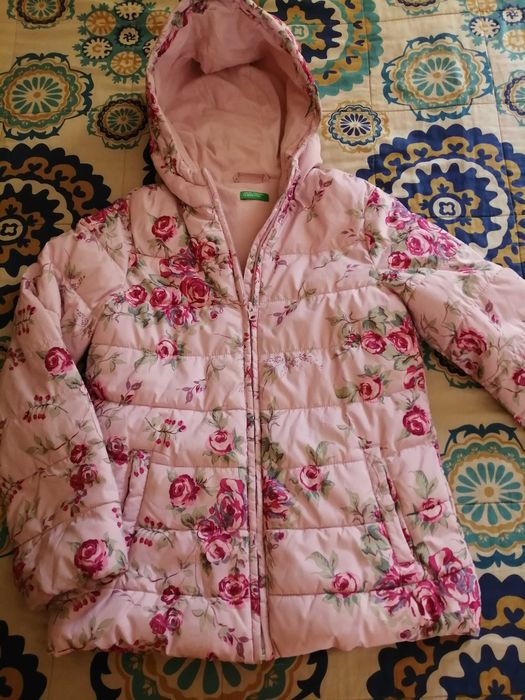 Casaco/quispo Benetton 10/11 bom estado lindo