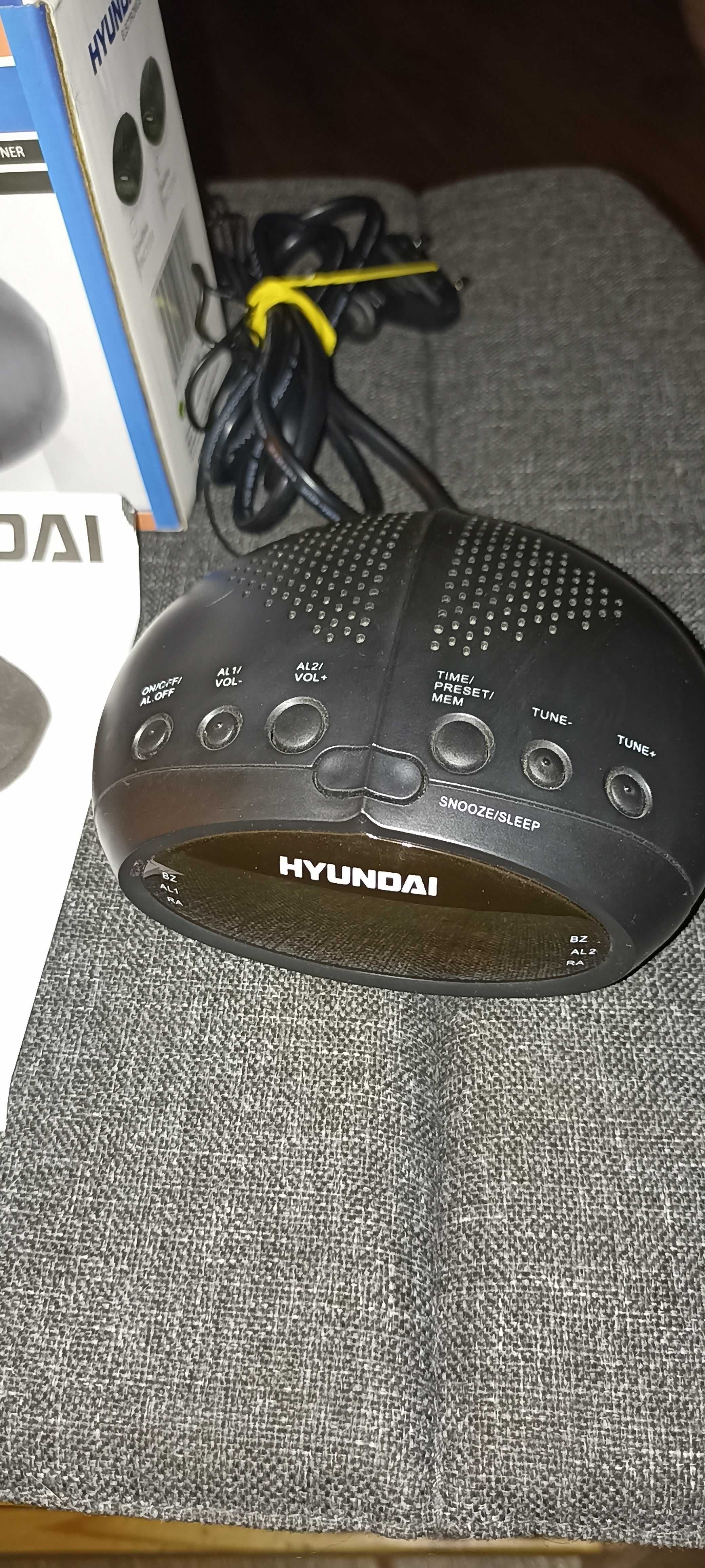 Radio budzik Hyundai