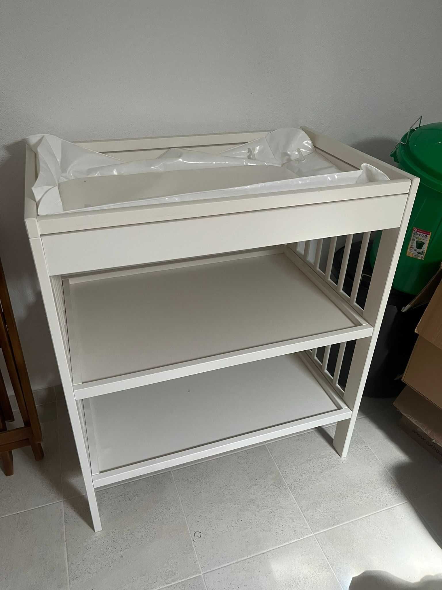 SKÖTSAM Muda-fraldas - branco 53x80x2 cm com trocador GULLIVER