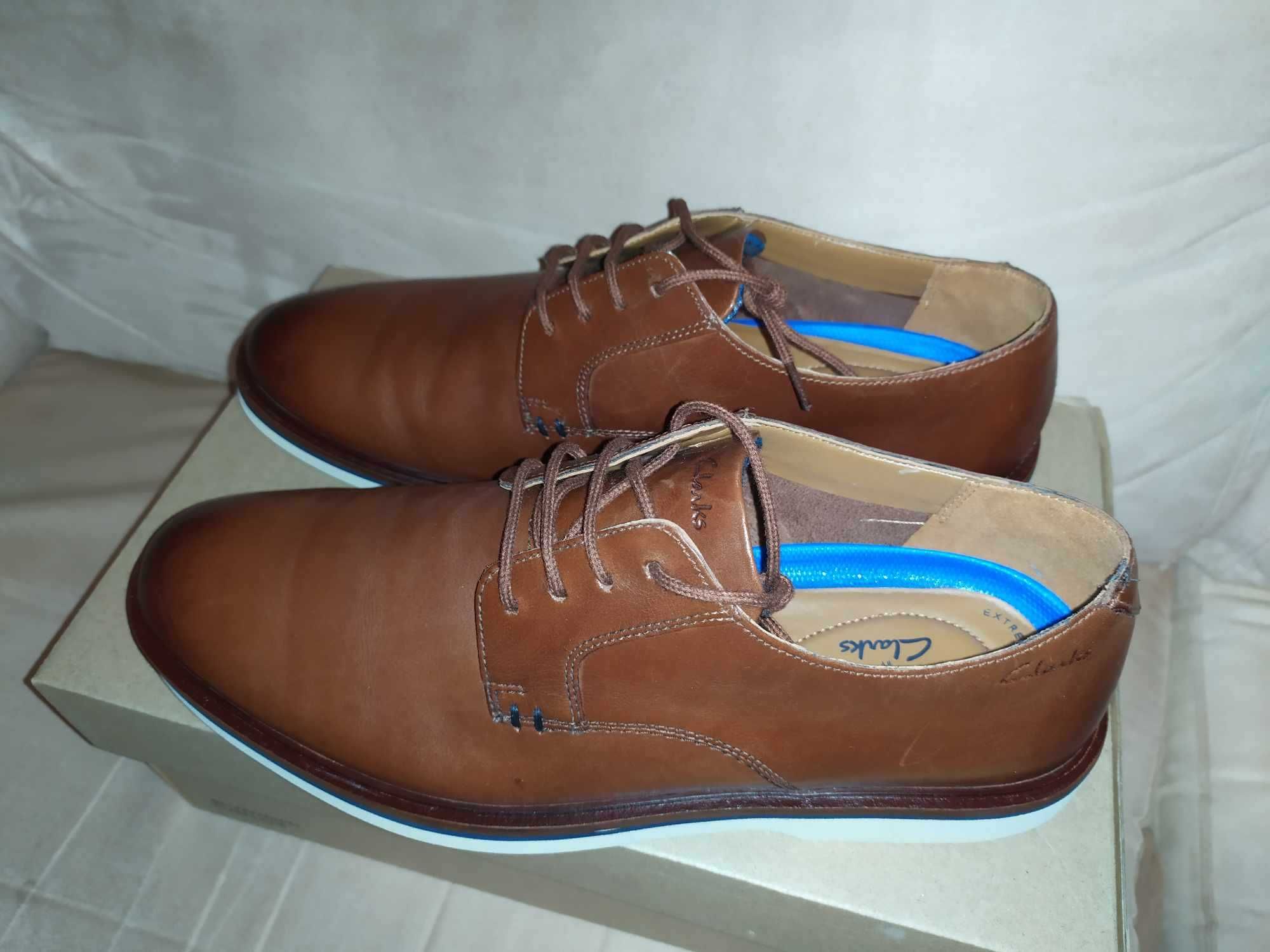 Półbuty Clarks Malwood Plain brązowe