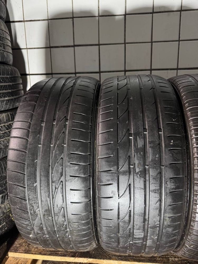 235/45/18 Bridgestone-Michelin