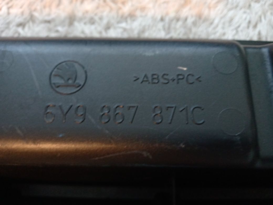 Полка/Шторка багажного відділення Skoda Fabia 2007р.