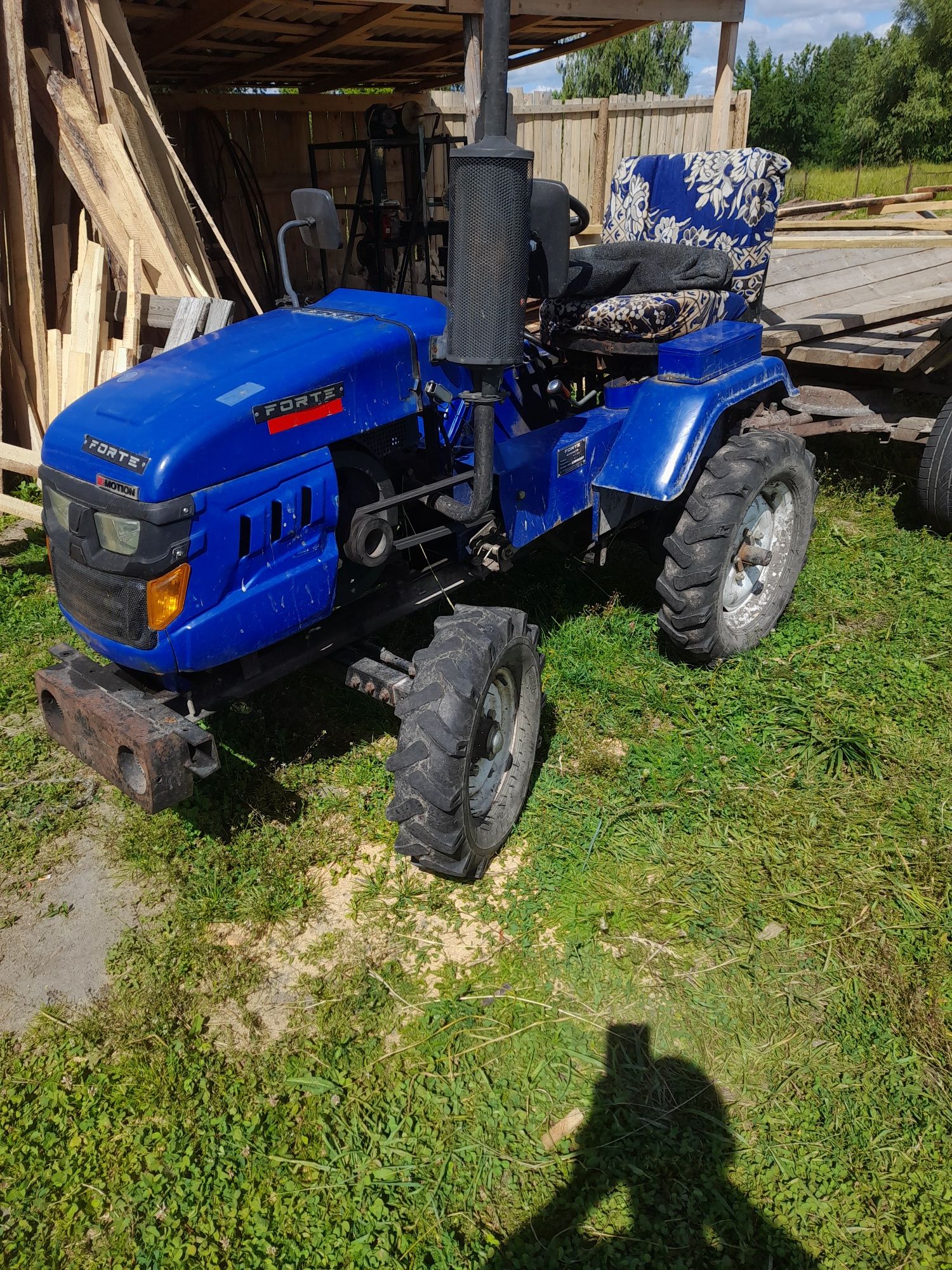 Продам міні трактор