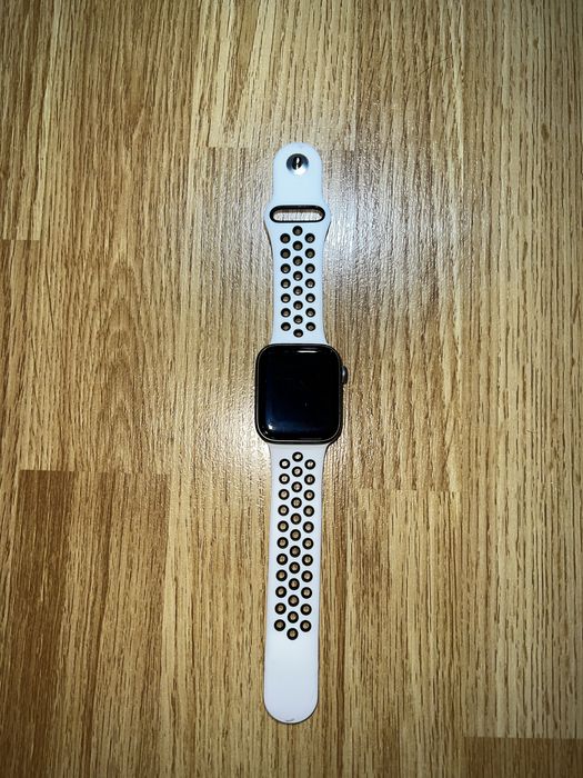 Apple watch SE 1, 44 MM оригинал оригінал