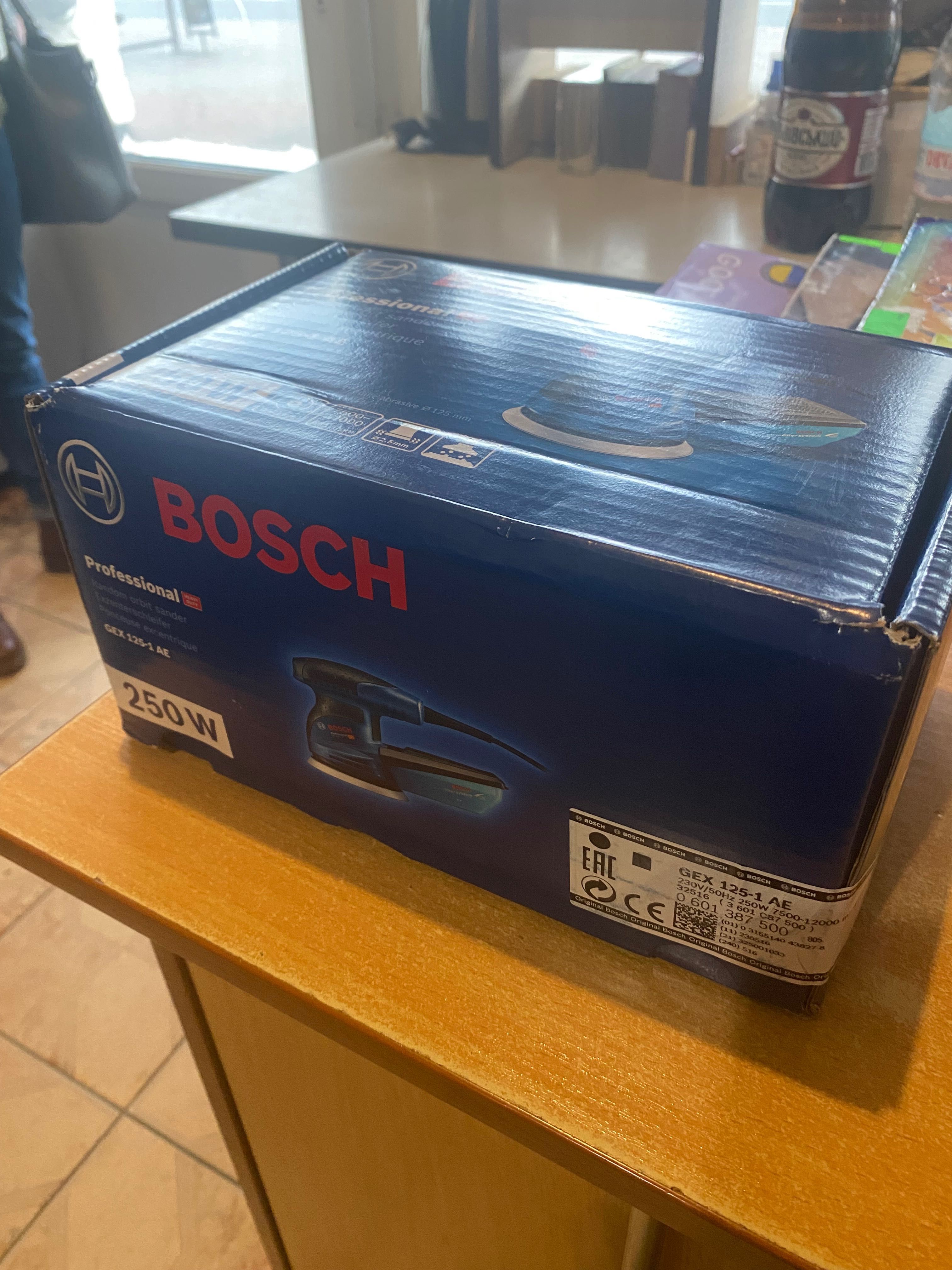 Ексцентрикова шліфмашина Bosch GEX 125-1 AE