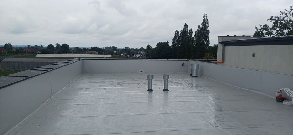 Hydroizolacje dachów, tarasów, balkonów, obróbki blacharskie
