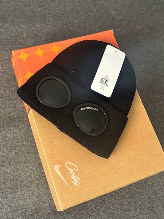 Шапка C.P. Company