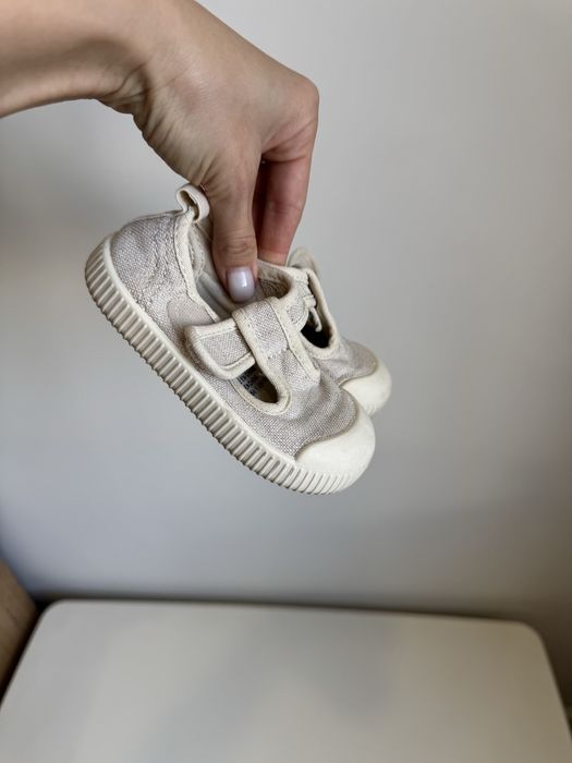 Лот дитячого взуття 19-22 розміру