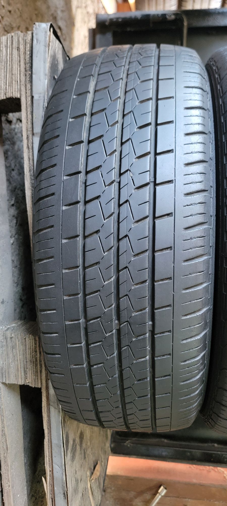 Автошины 215/65r15c резина  Bridgestone Duravis  шины летние