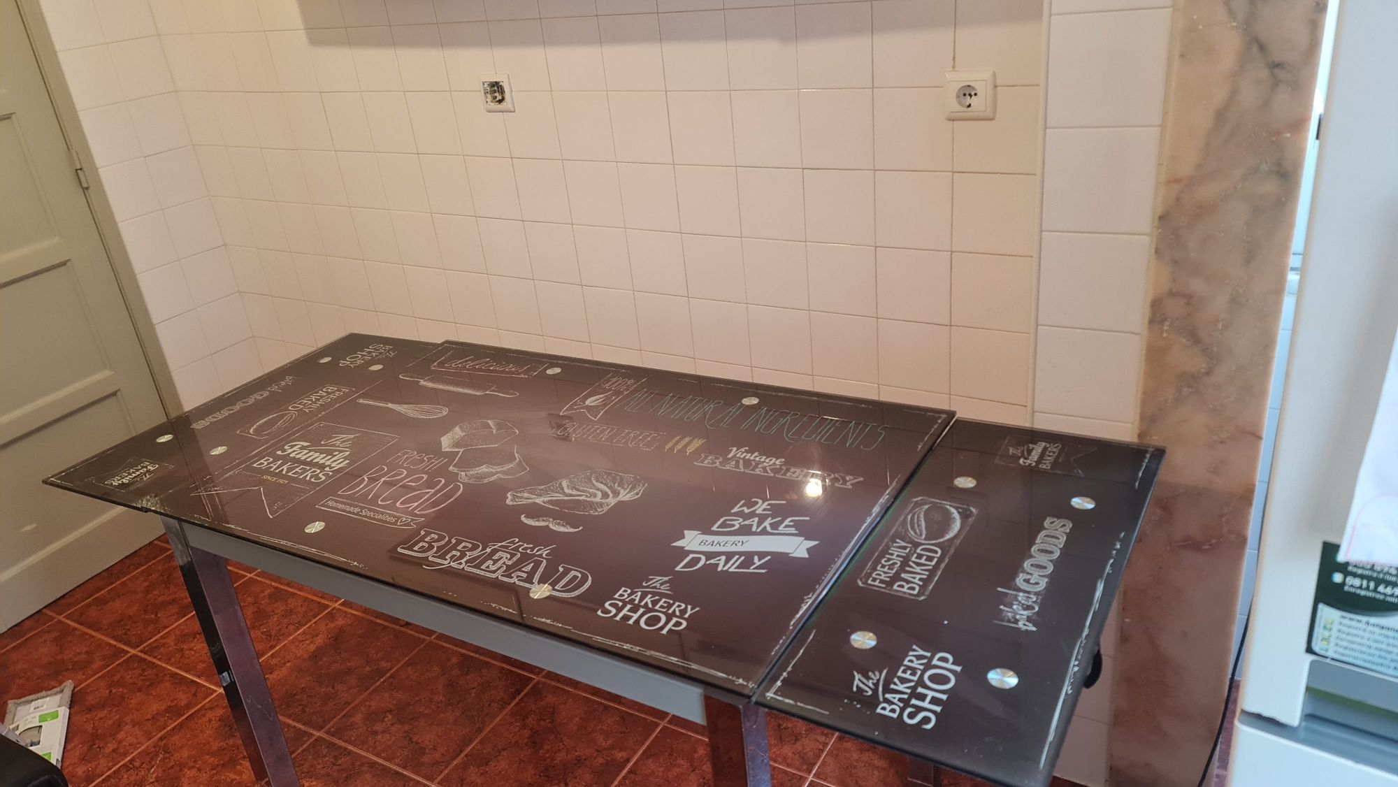 Mesa de cozinha extensível