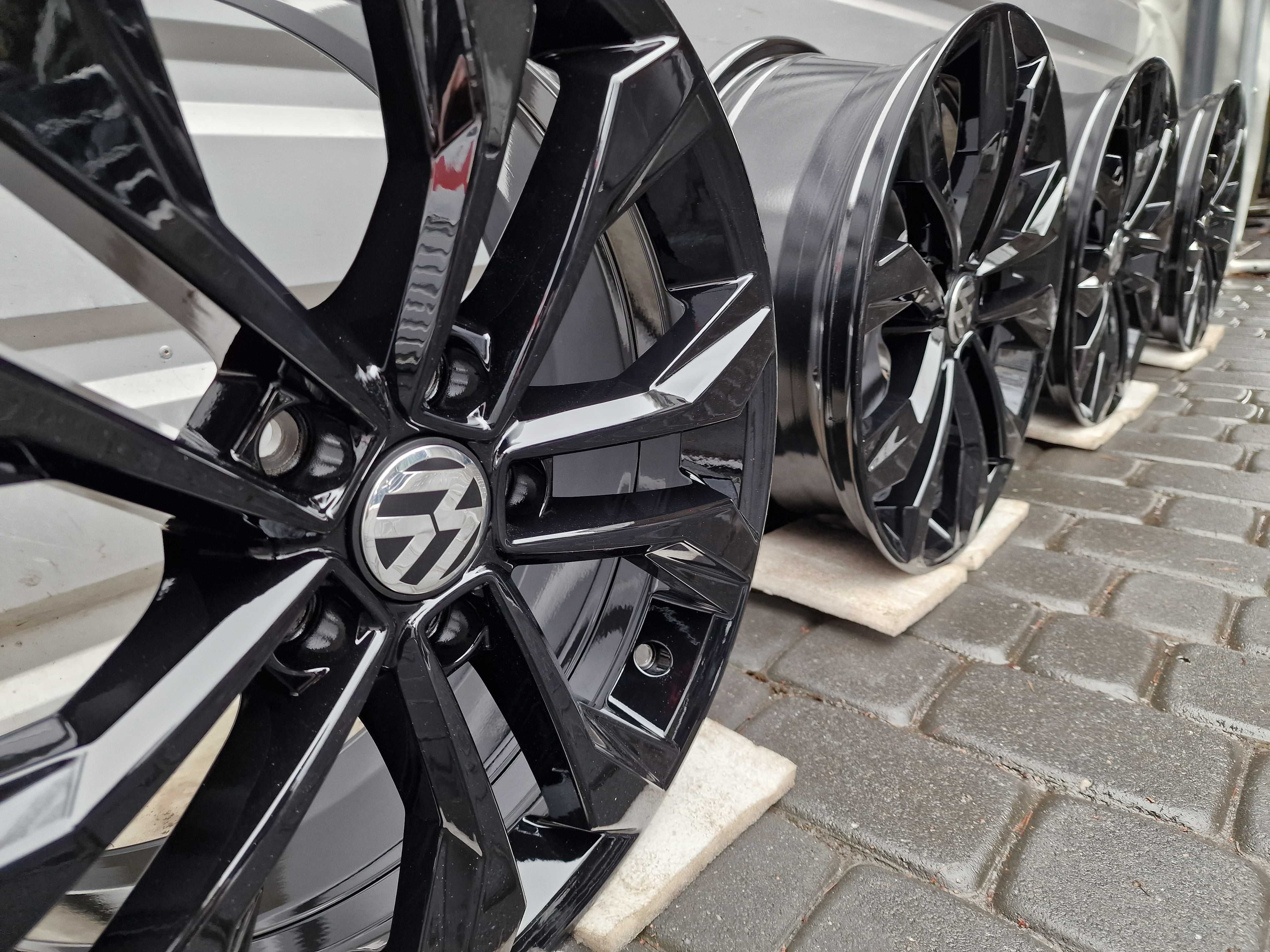 Oryginalne Felgi 17" VW Volkswagen Golf Touran Passat