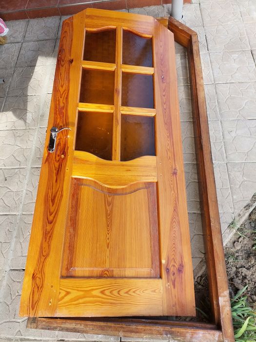 Двері з модрини, дерев'яні, коробка дубовий