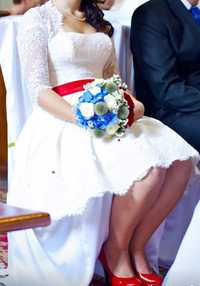 Krótka suknia ślubna lub dla świadkowej