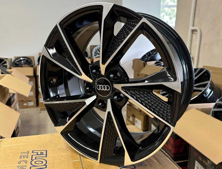 Нові диски R17 5*112 Audi (ковпачки на вибір) / Шоурум