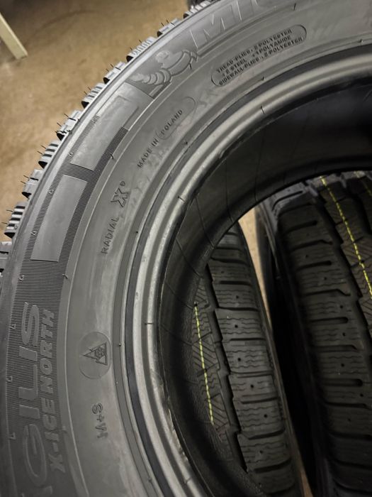 Зимові шини 235/65R16C Michelin