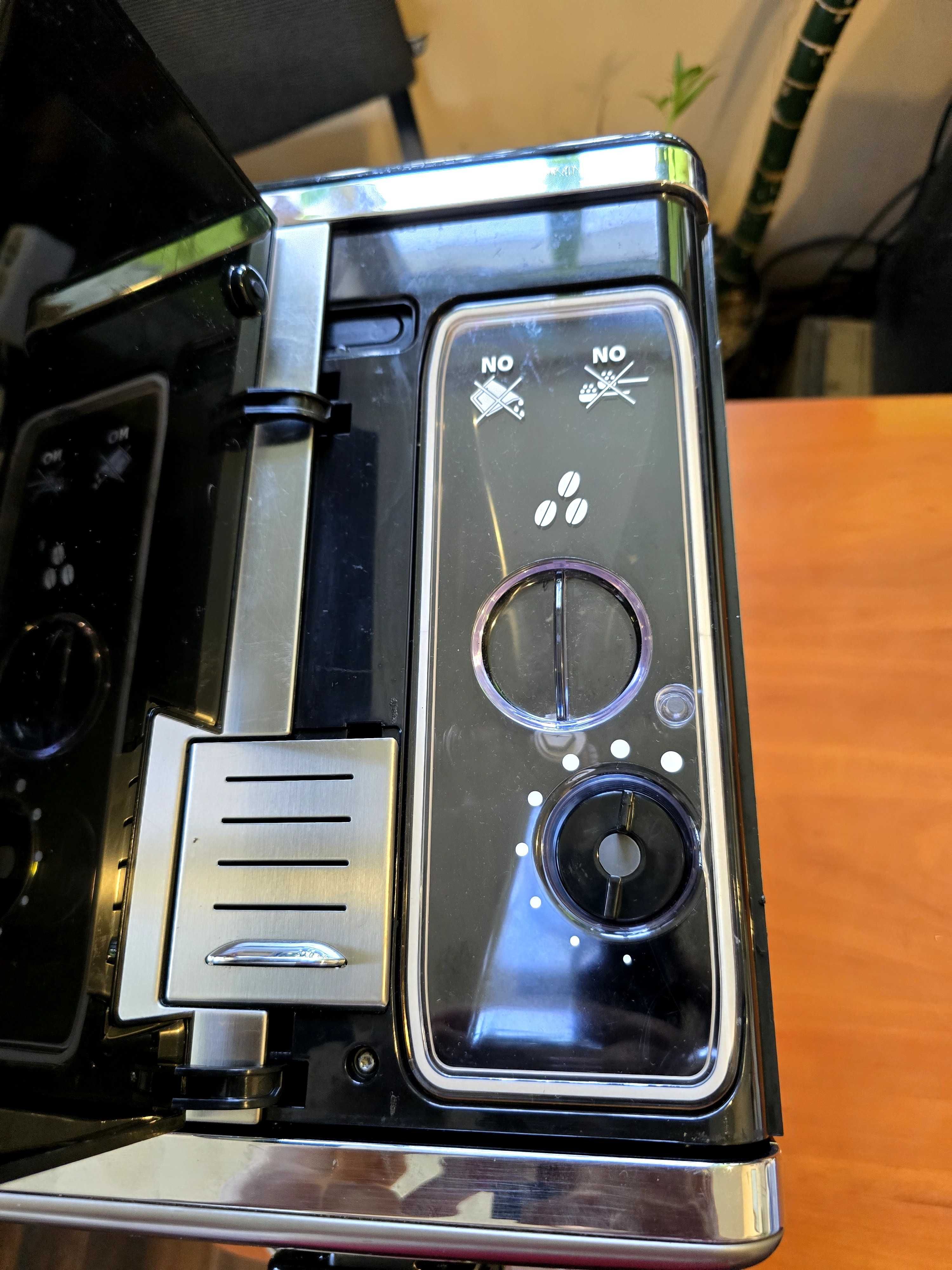 Кофемашина SAECO Philips Exprelia