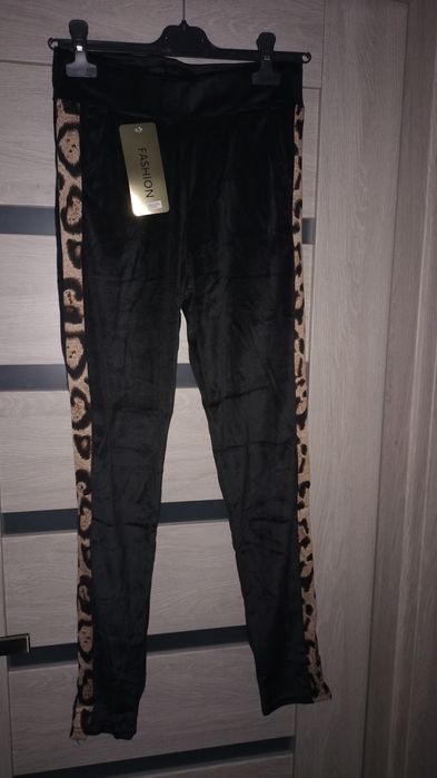 Spodnie damskie welurowe