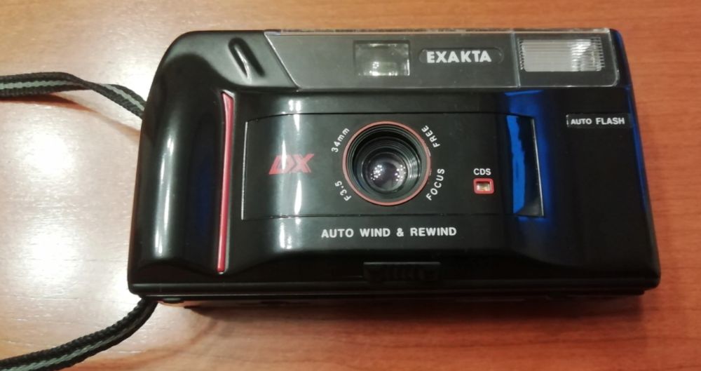 Aparat Exakta DX Auto flash F3.5 34mm + futerał