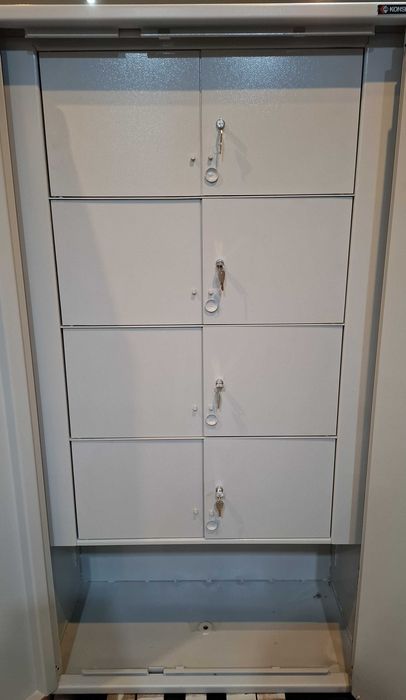 Szafa pancerna metalowa Konsmetal, klasa S1, dwa zamki, 247 kg skrytki