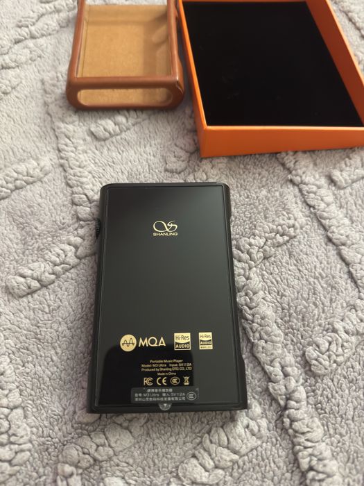 Hi-Res плеєр Shanling M3 Ultra Black + фірмовий шкіряний чохол