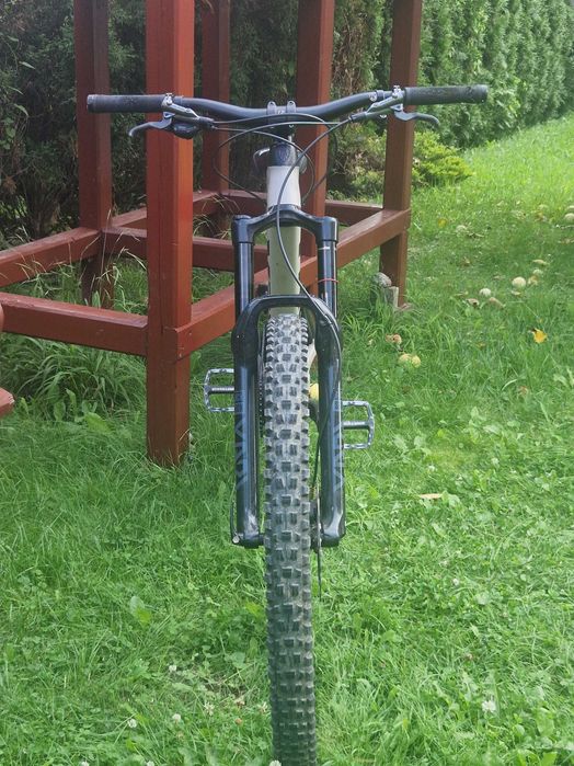 Trek Slash 9.7 rama m/l koła 29