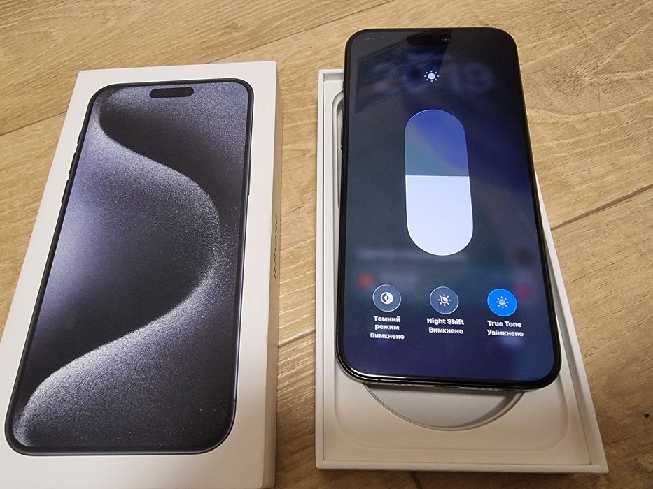 Iphone 15 pro max в гарному стані. Київ.