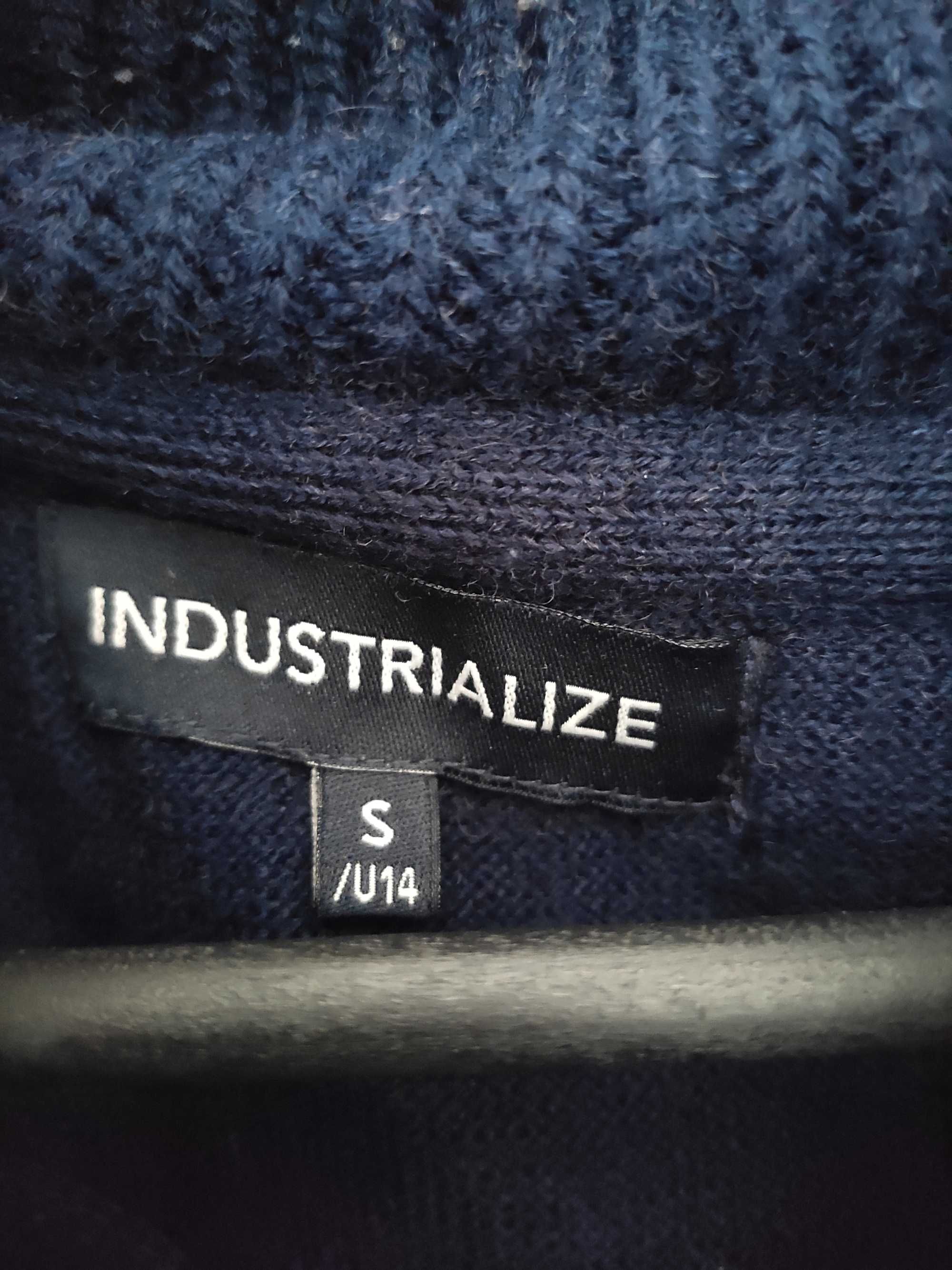 Granatowy sweter męski z domieszką wełny Industrialize rozmiar S