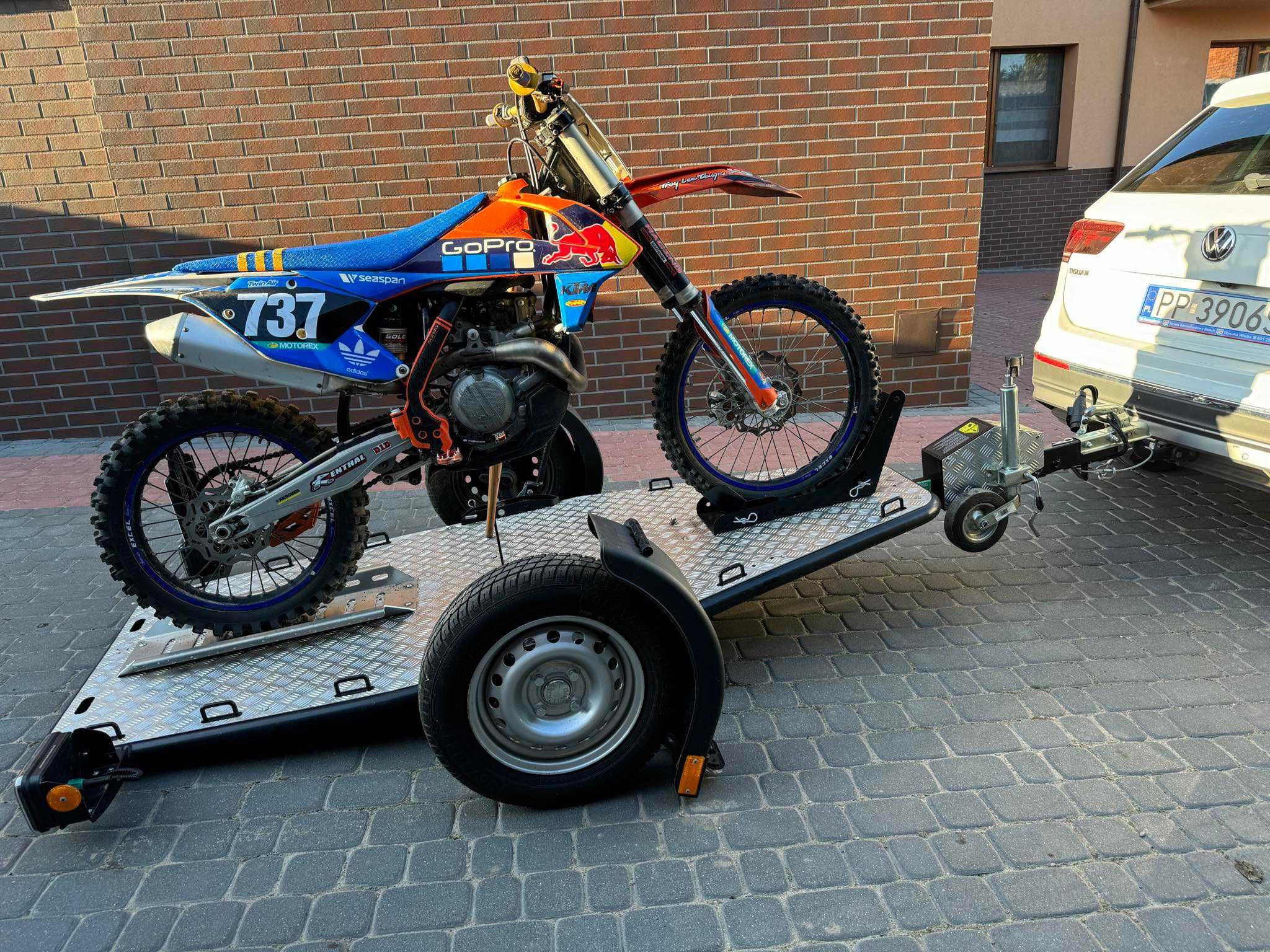 Wynajem przyczepa motocyklowa LORRIES MT-1 moto przyczepka opuszczana