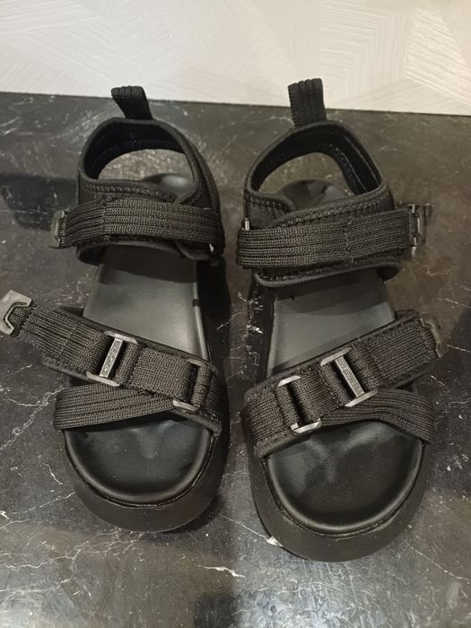 Босоніжки для хлопця підлітка