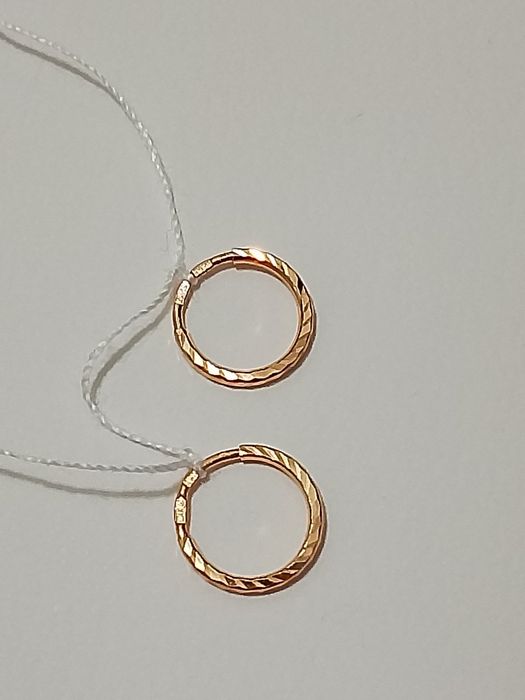Золотые серьги- кольца 585 пробы.