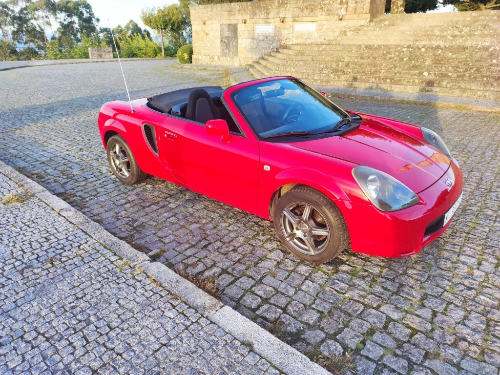 Toyota MR2 Spyder