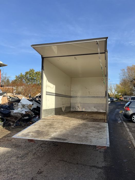 Zabudowa izoterma winda Iveco