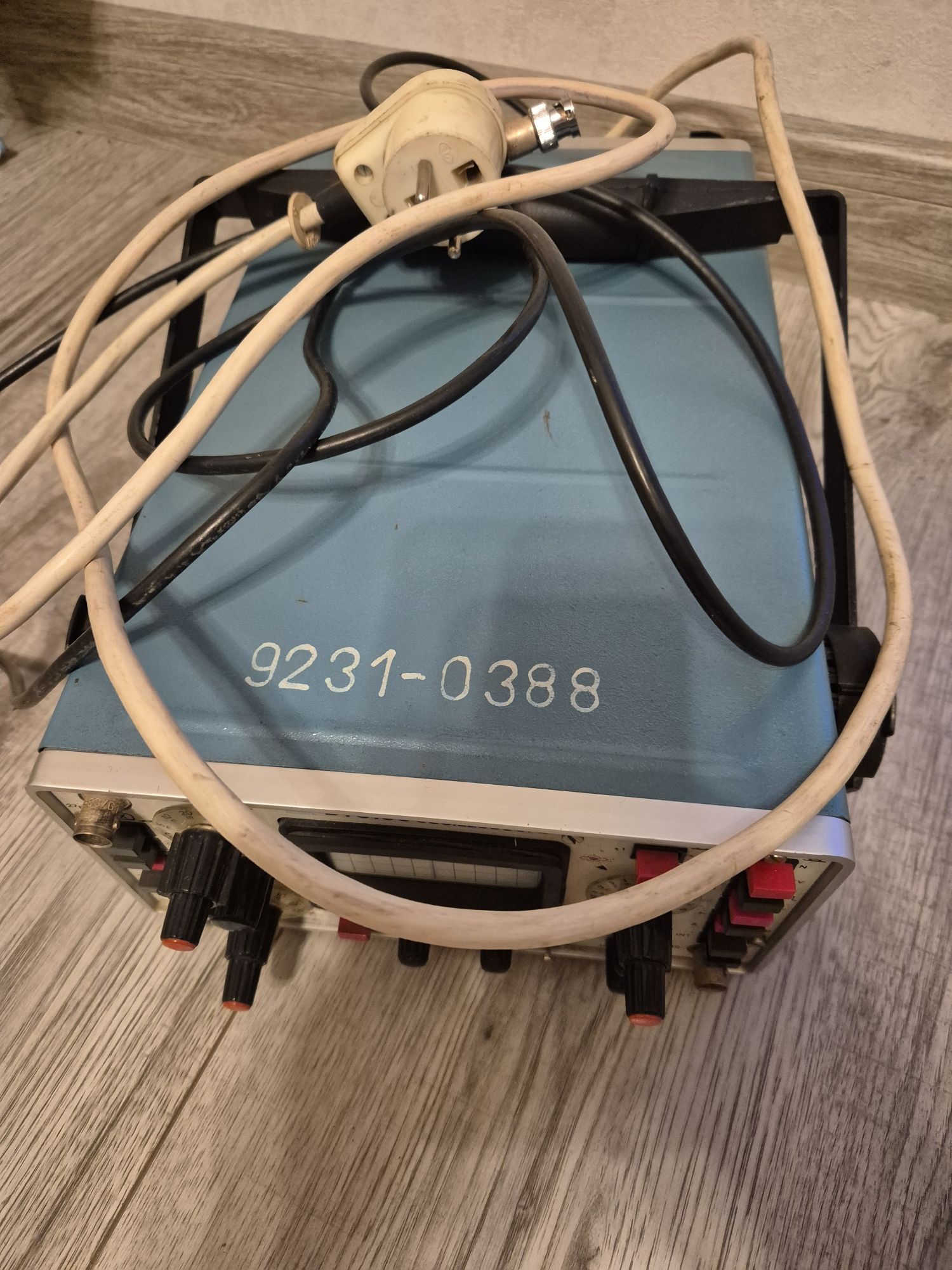 Oscyloskop oscilloskope DT 3100 PAE  radiotechnika Wrocław Poland