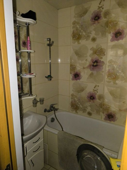 Продається 2-х кімнатна квартира в Люблинці