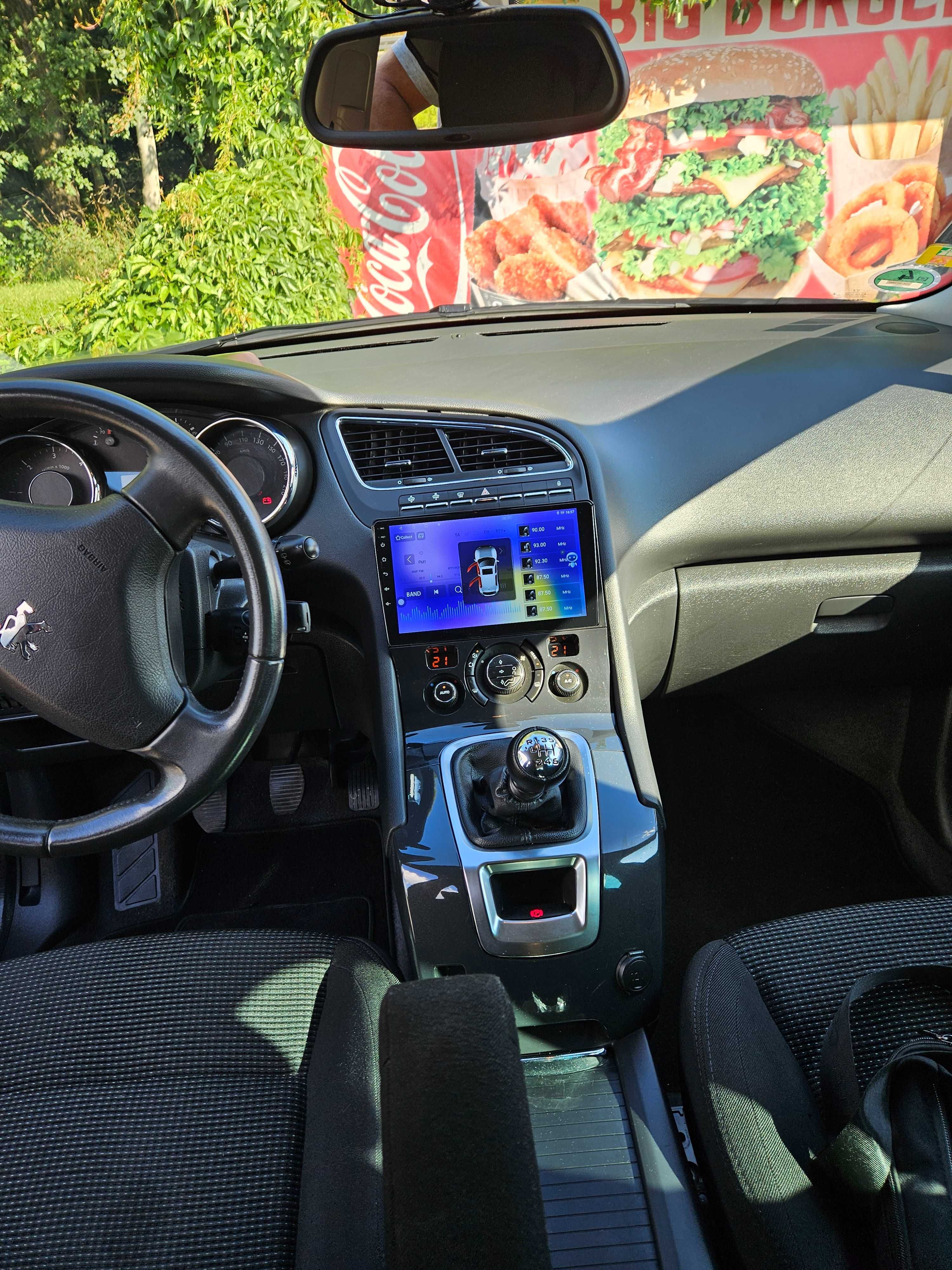 Zadbany Peugeot 5008