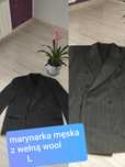 Elegancka ciemno szara w pasy  marynarka z wełną  L i dwurzędowymi guz