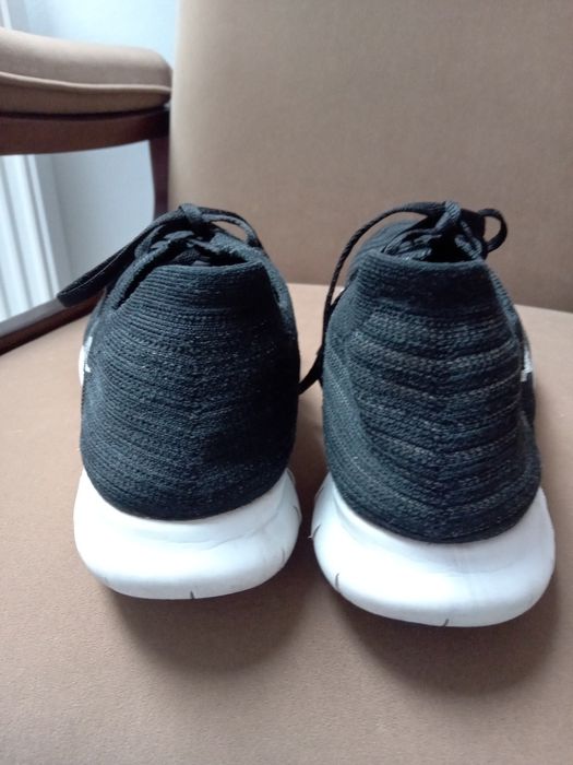 Nike Free Runner Flyknit buty sportowe 44