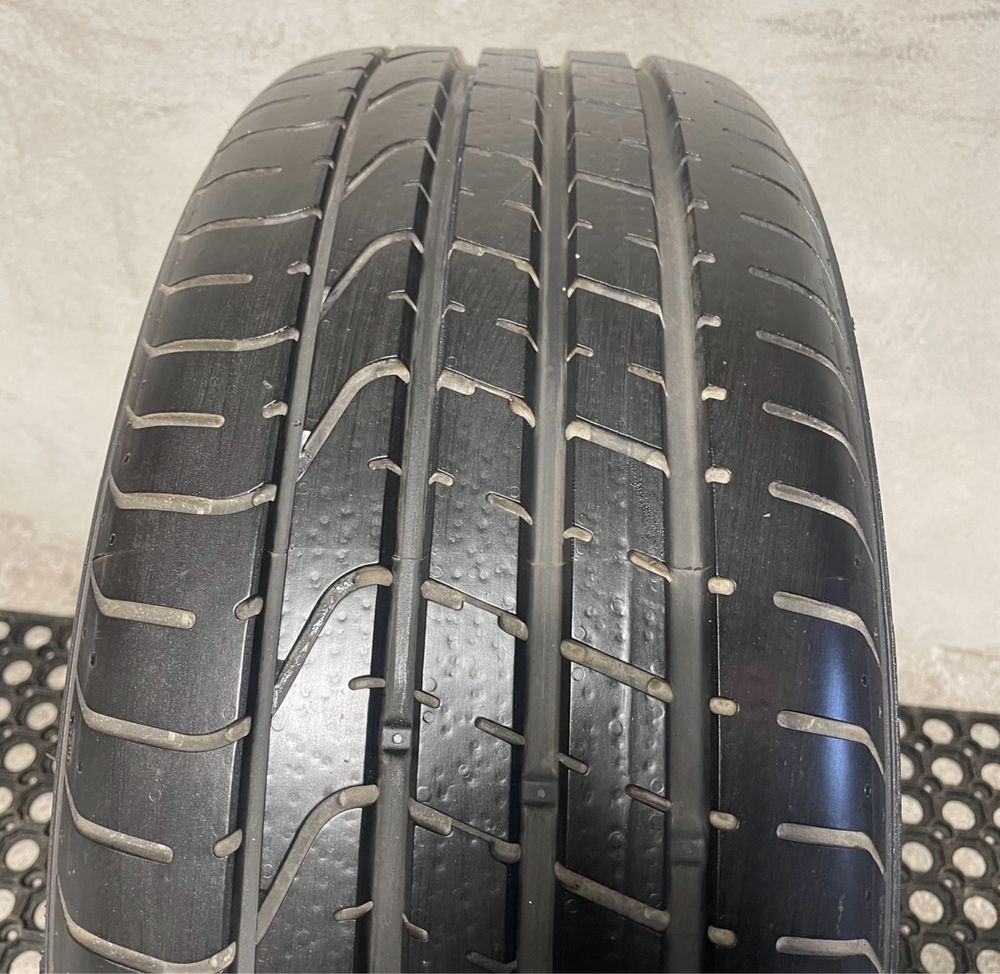 225 40 R18 Pirelli 225/40/18 P-zero Runflat літні шини