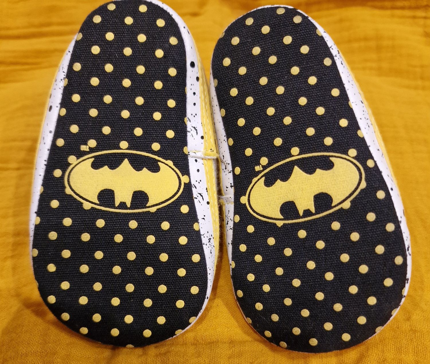 Buty buciki niechodki Batman r 18