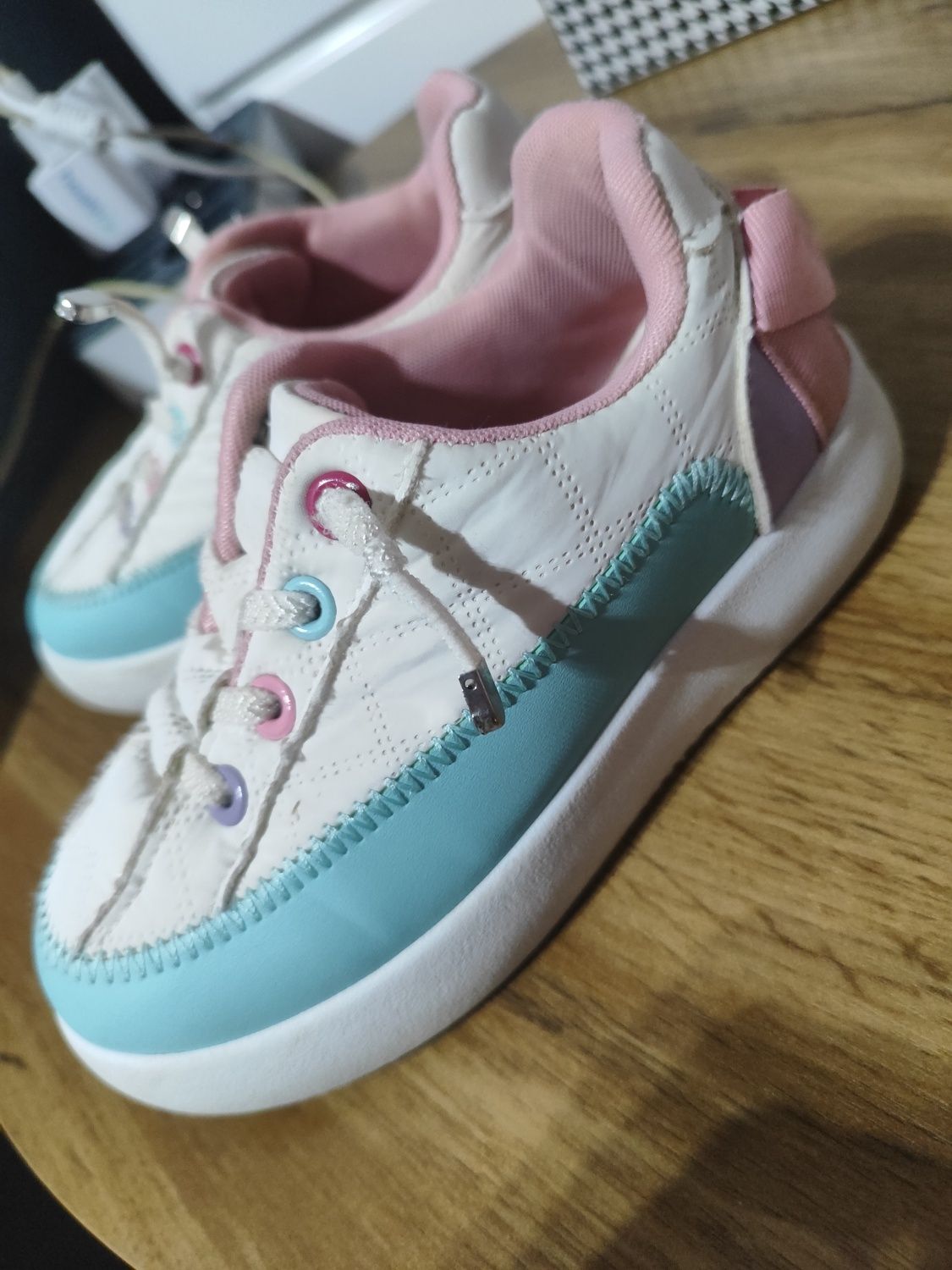 Buty dziecięce Sinsay 29