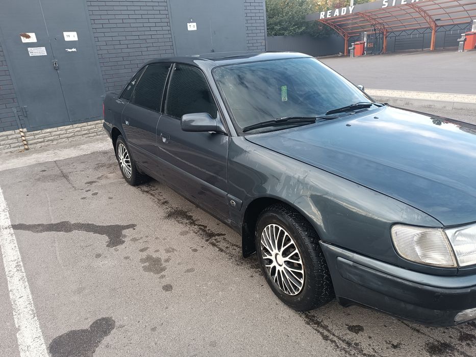 Продам Audi 100 c4