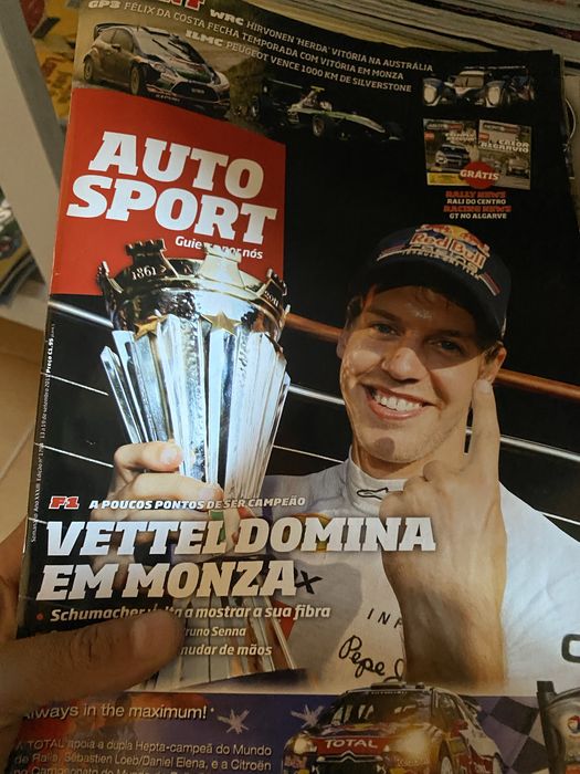 Jornais e registas antigas automoveis