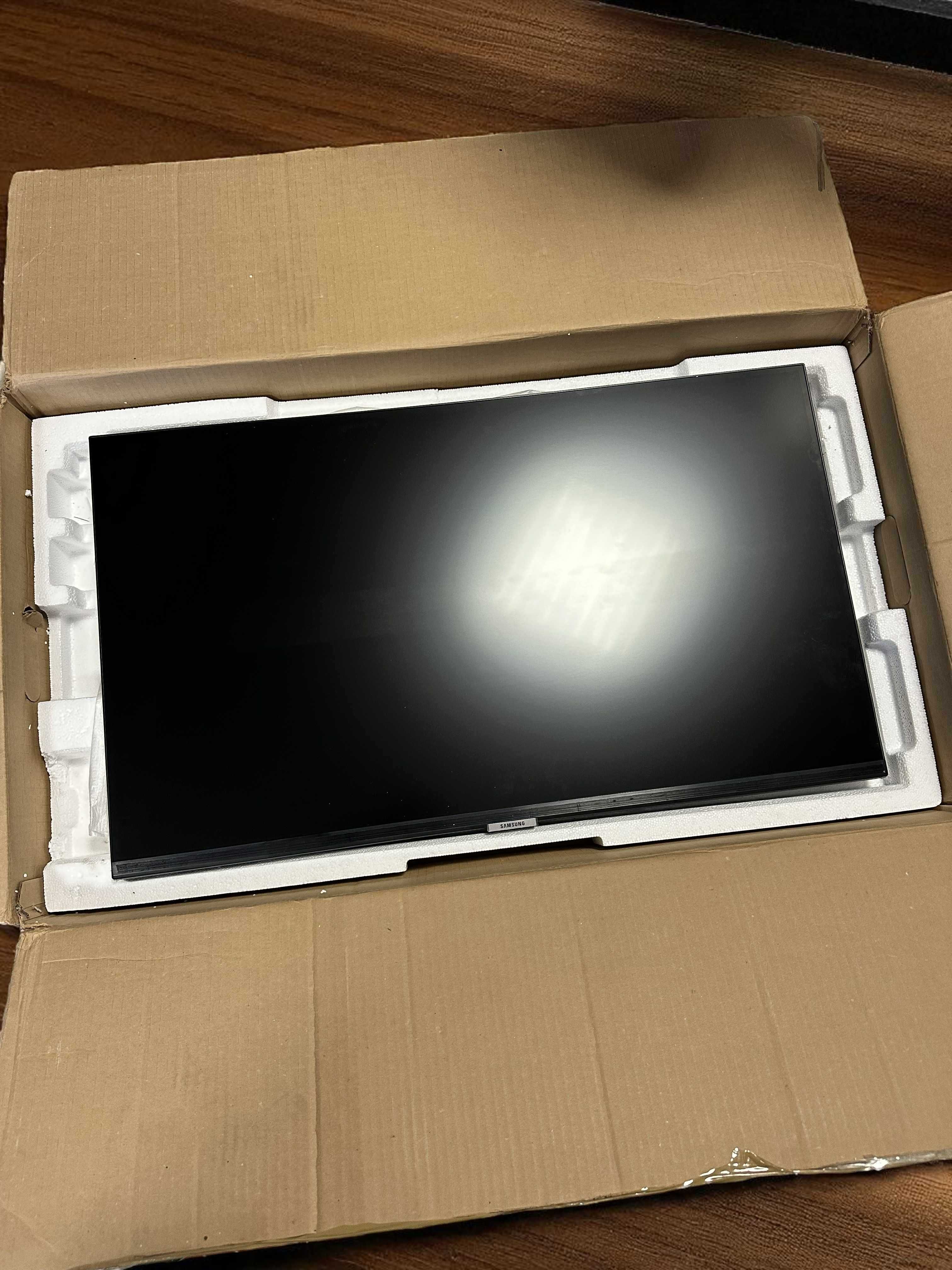 Samsung Smart Monitor S32BM502EU – NOWY