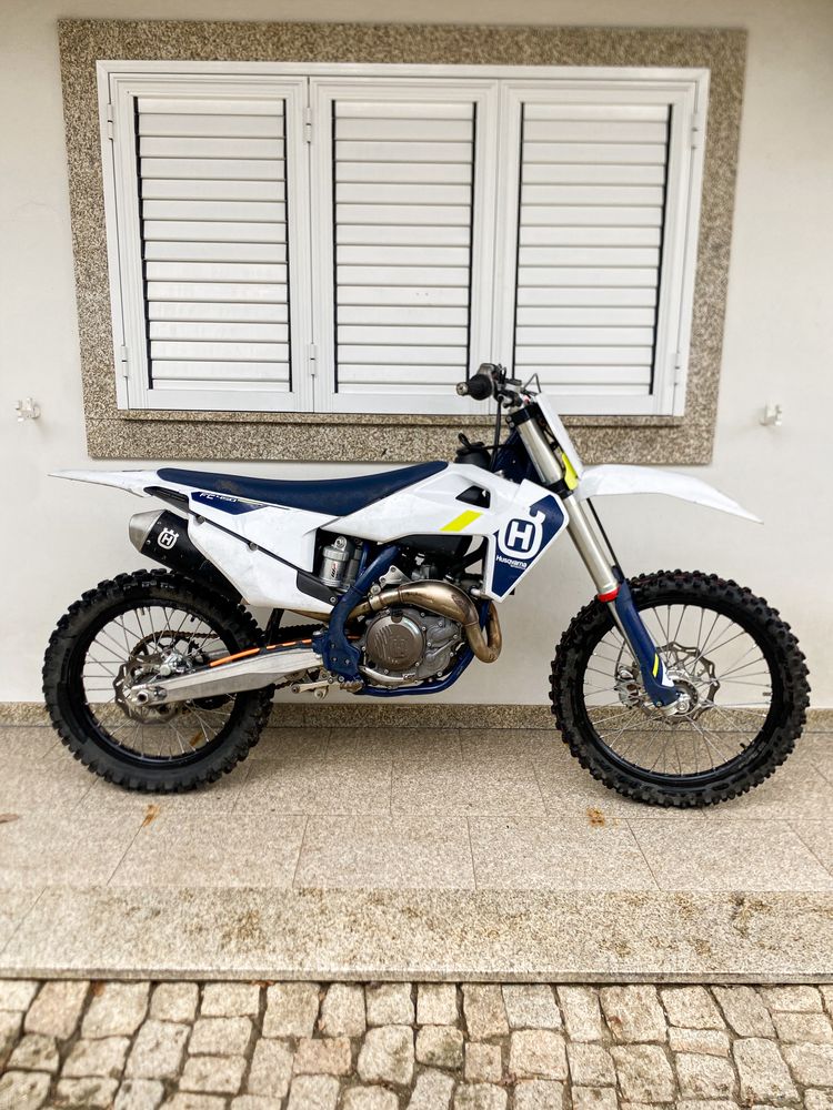 Husqvarna FC 450 de 2022 - (Aceito Troca)