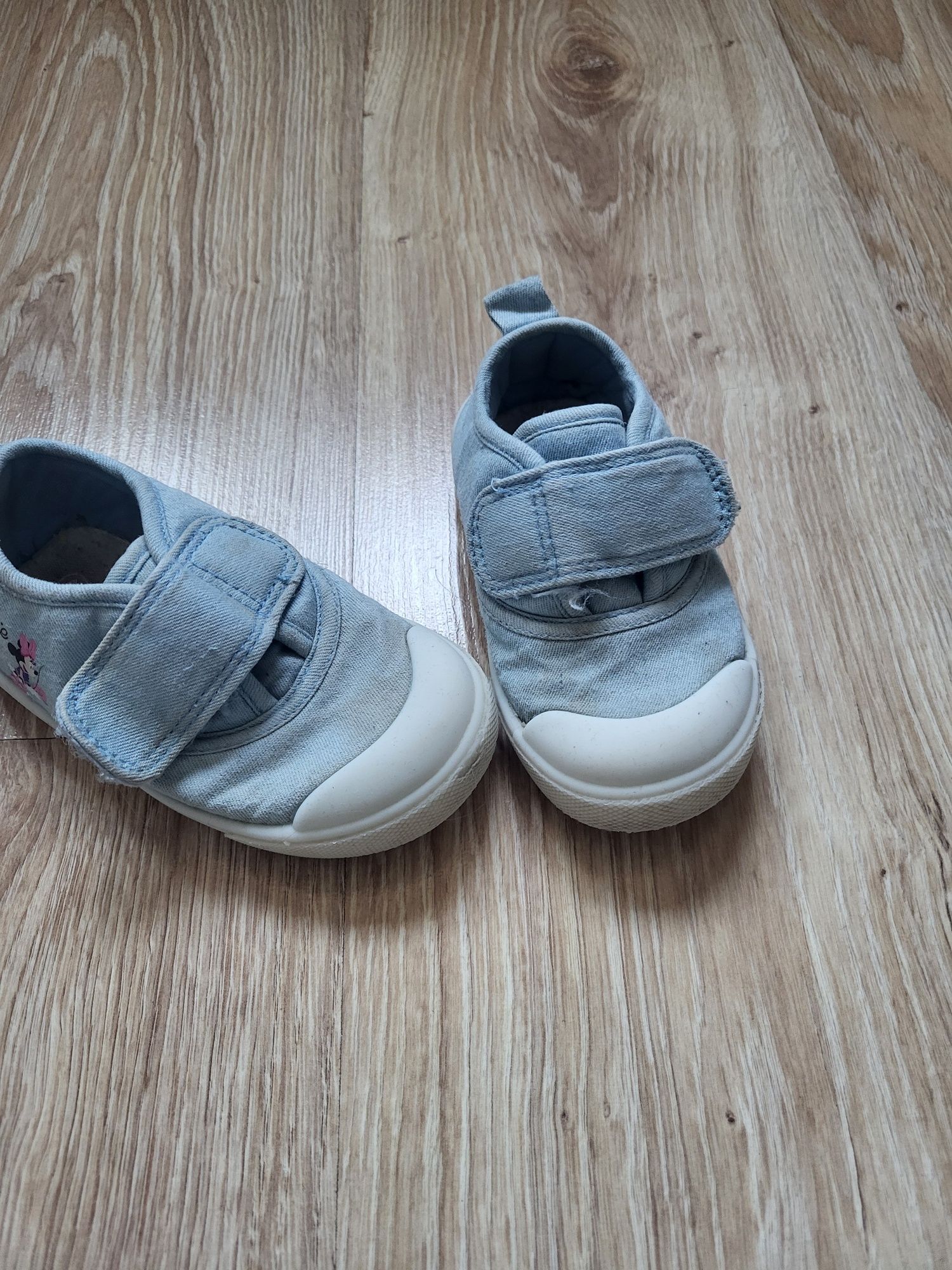 Buty sportowe trampki zdrowa stopa smyk