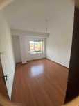 Disponível quarto  em excelente localização na Rua do Brasil