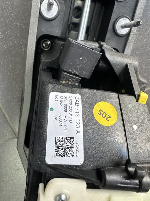 Куліса DSG 2.0 TSI USA 3AB713023A селектор