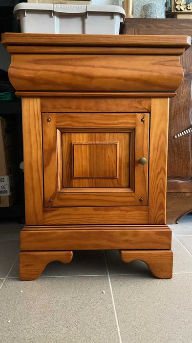 Conjunto de Quarto, Madeira de Cerejeira maciça. Ótimo estado